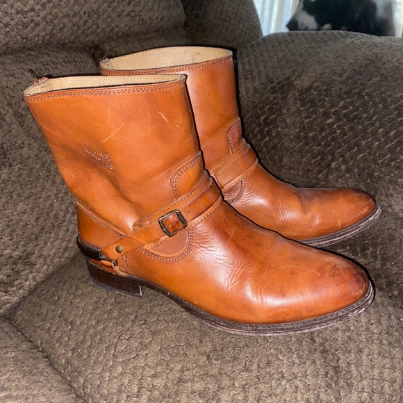 Frye Shoes - Ladie’s Frye short boots leather with metal plate on back and strap front. 76990